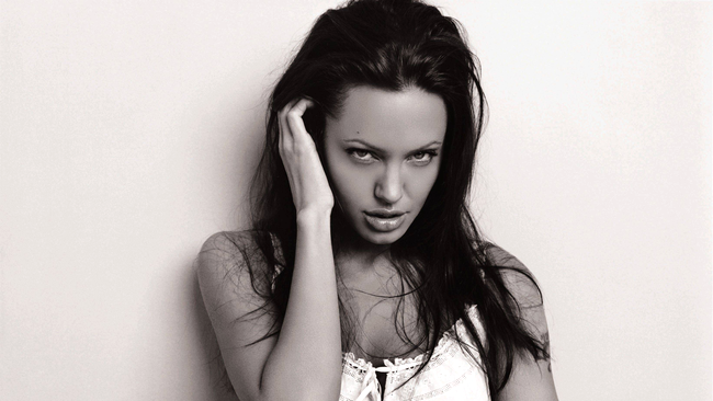Angelina Jolie