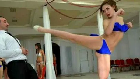 Miss Russia 2014: Ce fac superbele rusoaice când sunt dezbrăcate, în culise!