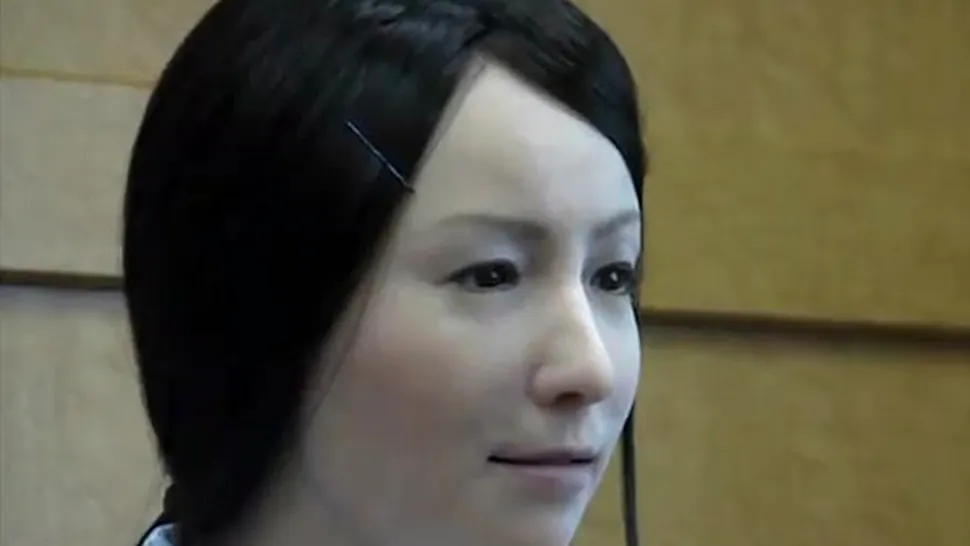 Un robot cu mai multe expresii faciale decat multi dintre noi (Video)