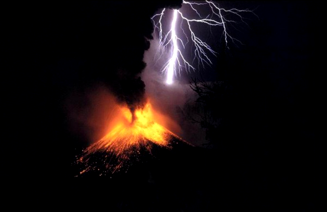 Vulcanul Rinjani din Indonezia, erupția din 1994