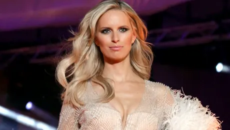 Top-modelul Karolina Kurkova a devenit mamă pentru a doua oară