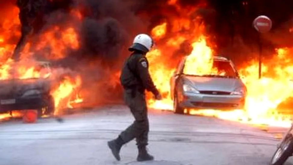 Grecia: Anarhistii au reluat incaierarile cu politia