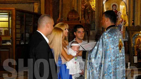 Andreea Balan a botezat-o pe Sienna Spak! Poze de la botezul fiicei Andreei Antonescu