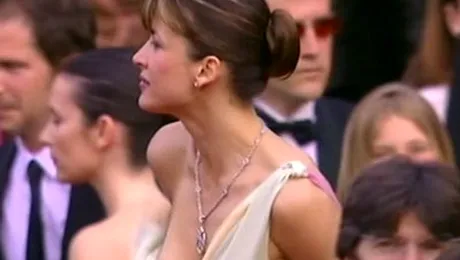 Sophie Marceau a facut topless, la Festivalul de la Cannes (Poze)