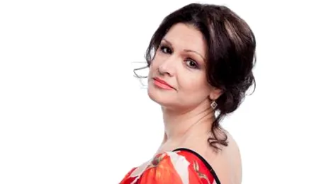 Vedete şi cărţi, în prag de sărbători