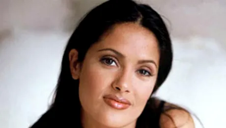 Salma Hayek a nascut o fetita