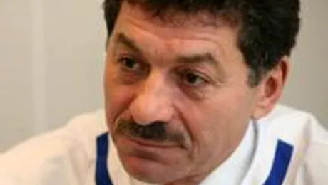 Cine sta sa numere cati bani mai are?