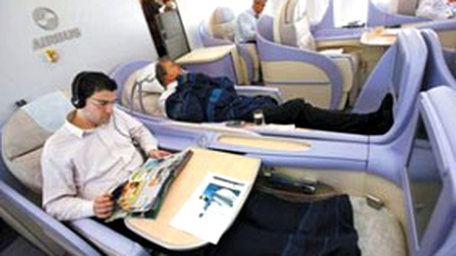 18.000 $ pentru un dus in avion