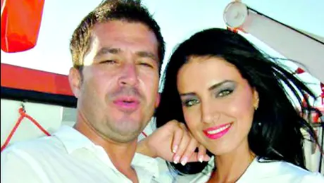 Adelina Pestritu pozeaza in femeia indragostita, pentru 11.000 de euro!