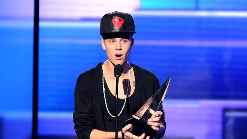 Justin Bieber a dominat American Music Awards 2012