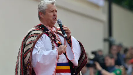 Gheorghe Turda ia o pauză muzicală
