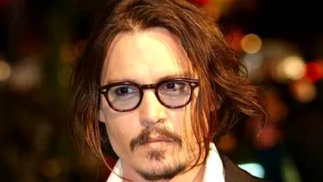 Johnny Depp se afișează cu noua iubită! Află despre cine este vorba