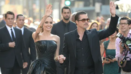 Au făcut-o! Angelina Jolie şi Brad Pitt s-au căsătorit!