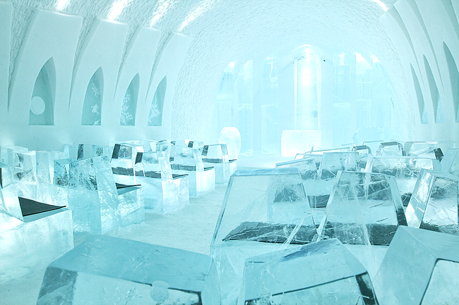 Interiorul Ice Hotel