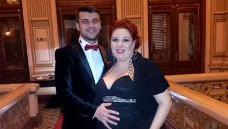 Oana Roman a născut primul ei copil