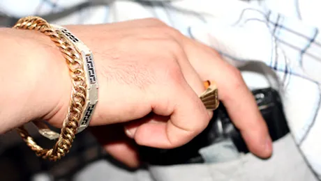 Hotii de buzunare londonezi isi imbogatesc victimele!