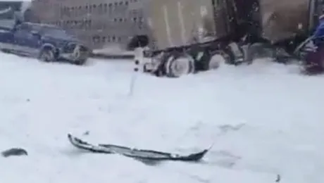 Accident în lanț pe o autostradă din Canada, soldat cu 100 de răniți