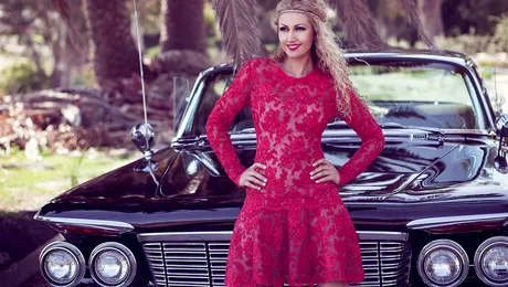 Anamaria Ferentz se întreţine cu argilă şi argint