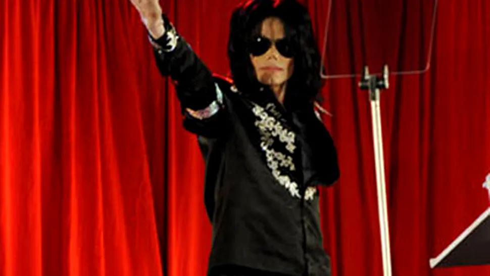 Michael Jackson a fost spitalizat de urgenta