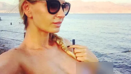 Andreea Bănică s-a pozat TOPLESS! Imaginea care a incendiat internetul