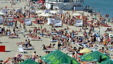 Circa 50.000 de români vor pleca în vacanță de Rusalii