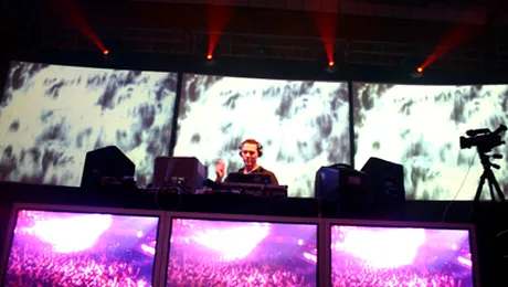DJ Tiesto a invins canicula si a racorit „Peninsula” (Video)