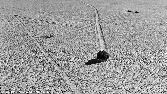 bolovanii vii din Valea Mortii, California