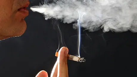 S-a interzis (iar) fumatul in locurile publice din Grecia