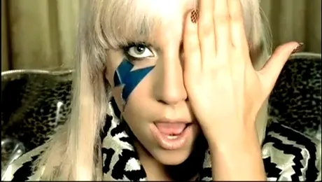Lady Gaga a furat bani din cei pe care-i strangea pentru Japonia?