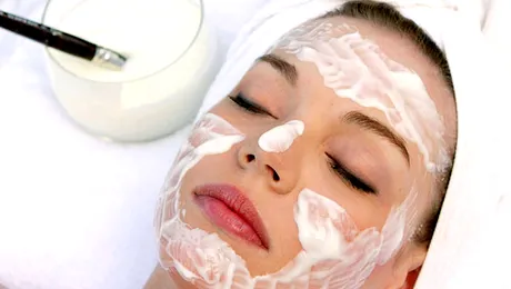 10 rețete pentru îngrijirea tenului