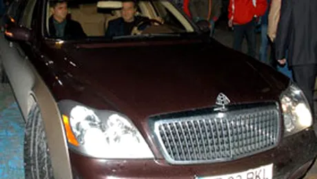 Gigi Becali isi vinde Maybach-ul? (Libertatea)