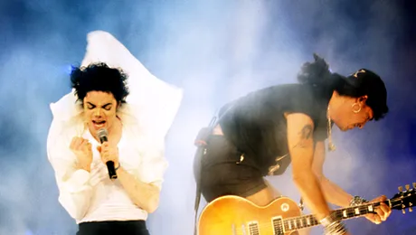 Asculta „The Immortal Megamix”, noua piesa a lui Michael Jackson