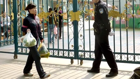 China: Persoanele care agreseaza copii vor fi impuscate!