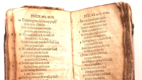 Prima carte tipărită în America, scoasă la licitație