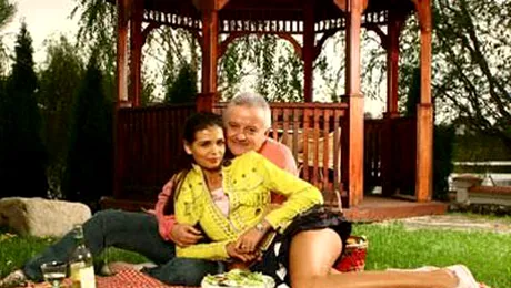 Monica Columbeanu joaca teatru, zice Dr. Phitza