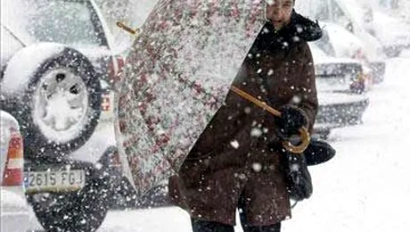 Vremea Apropo.ro in week-end: Norii stau pe loc, iarna nu renunta deloc