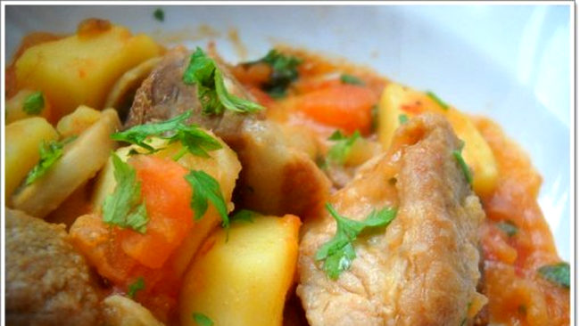 retete tochitura de porc