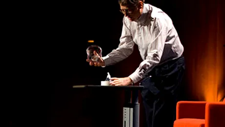 Bill Gates a bagat spaima in vedete, cu niste tantari!