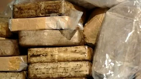 Heroină în valoare de 2 milioane de euro, capturată pe A1