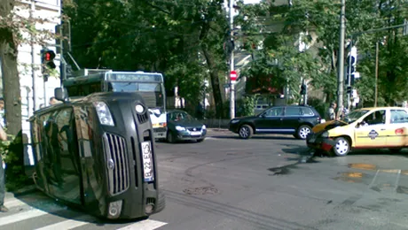 Ziua incepe cu accidente de circulatie (Foto)