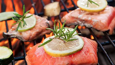 4 motive pentru care ar trebui să mănânci mai puțin somon