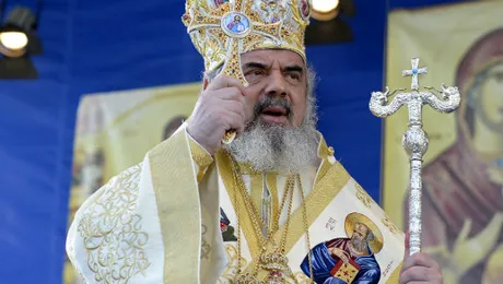 Cum arăta în tinereţe Patriarhul Daniel