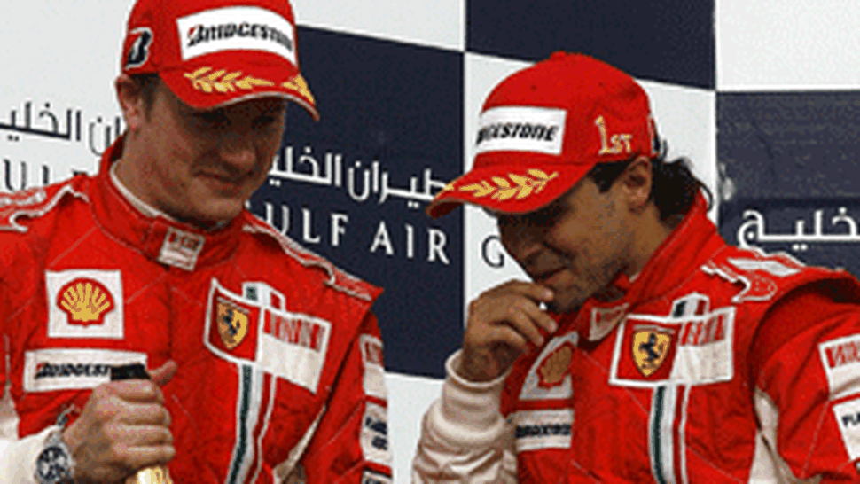 Dubla Ferrari in Bahrain