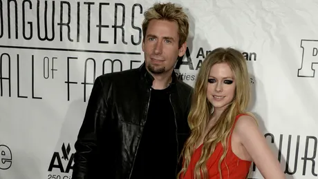 Avril Lavigne divorţează la doar un an de la căsătorie