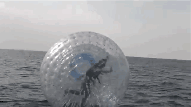 Zorbing de apă