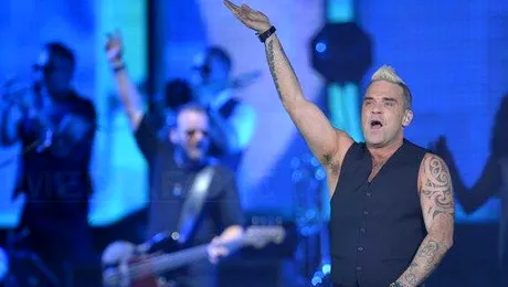 ROBBIE WILLIAMS la Bucureşti. Cele mai tari momente ale concertului – GALERIE FOTO