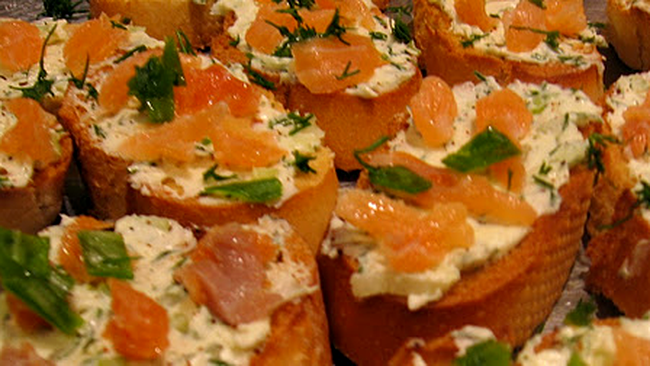 bruschete somon afumat