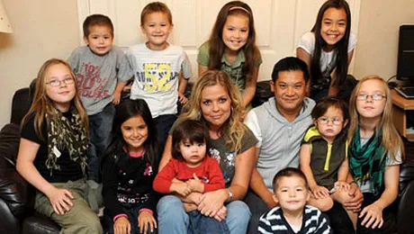 Nu s-a maritat timp de 14 ani pentru ca era gravida mereu!