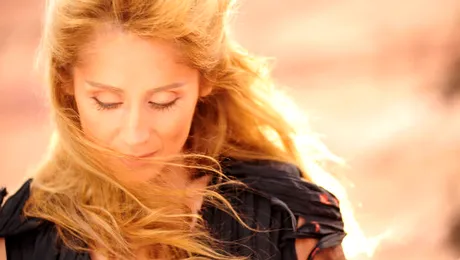 Lara Fabian ar putea să reprezinte Italia la concursul Eurovision 2015