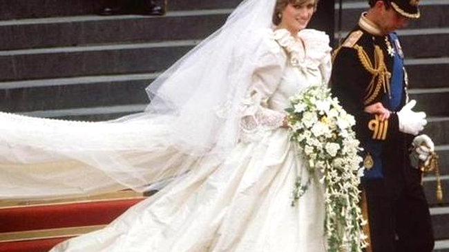 Rochia de mireasa a Printesei Diana